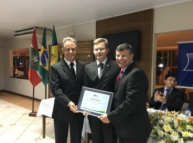 CDL empossa oficialmente sua nova diretoria